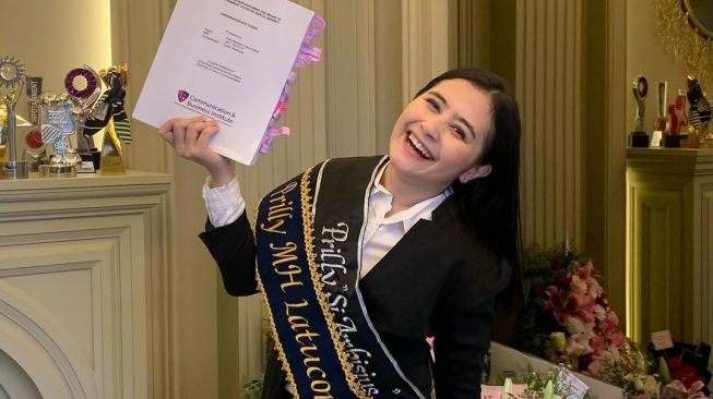 Ijazah Hasil Beli = Gelar Tanpa Keahlian